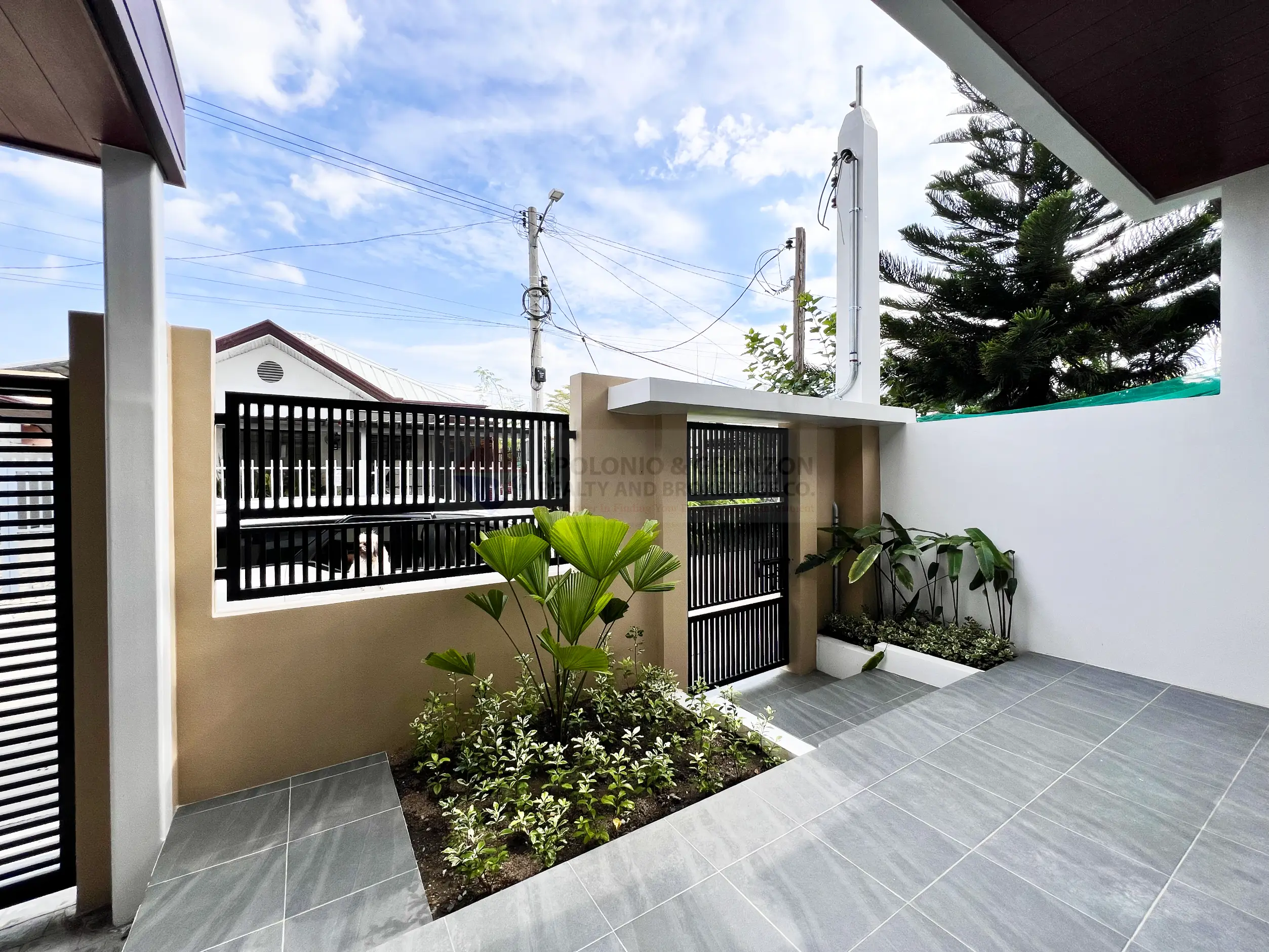 2-storey-house-tigatto-davao-lanai